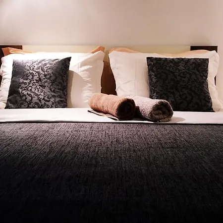 Toni Апартаменти Трогір