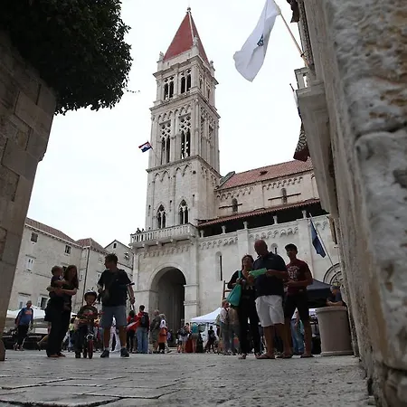 Toni Apartament Trogir